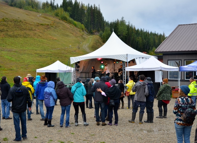 An intimate crowd enjoys the Ember Music Festival at RMR's Revelation Meadows. Photo: Emily Kemp/Revelstoke Mountaineer